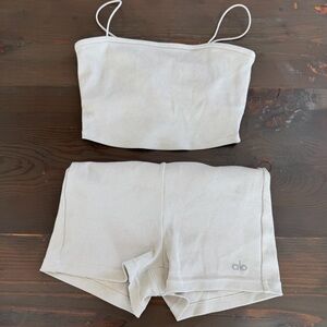 ALO Yoga Light Gray Ribbed Set